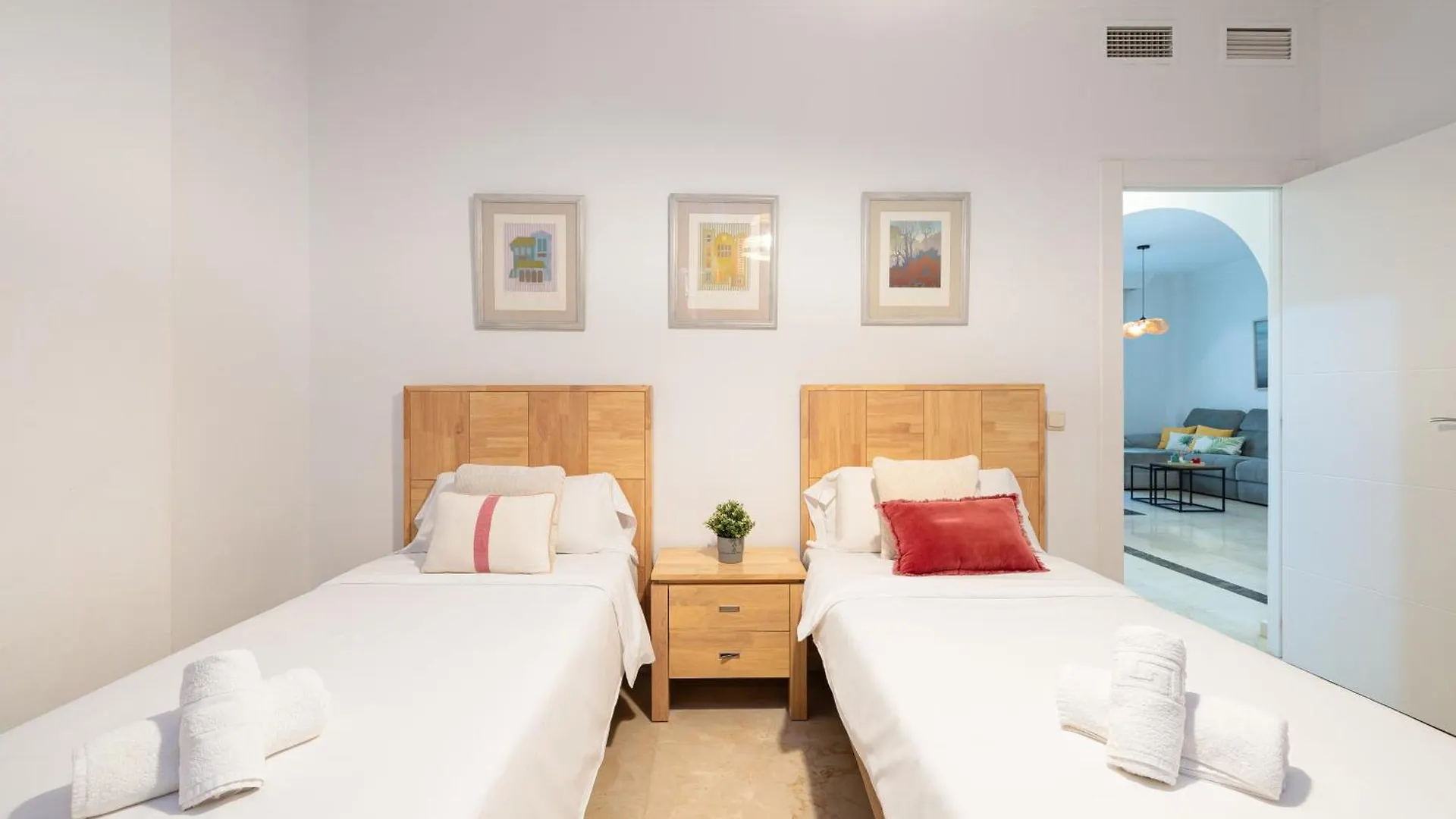 Luxury Marbella Apartment By Aora Stay