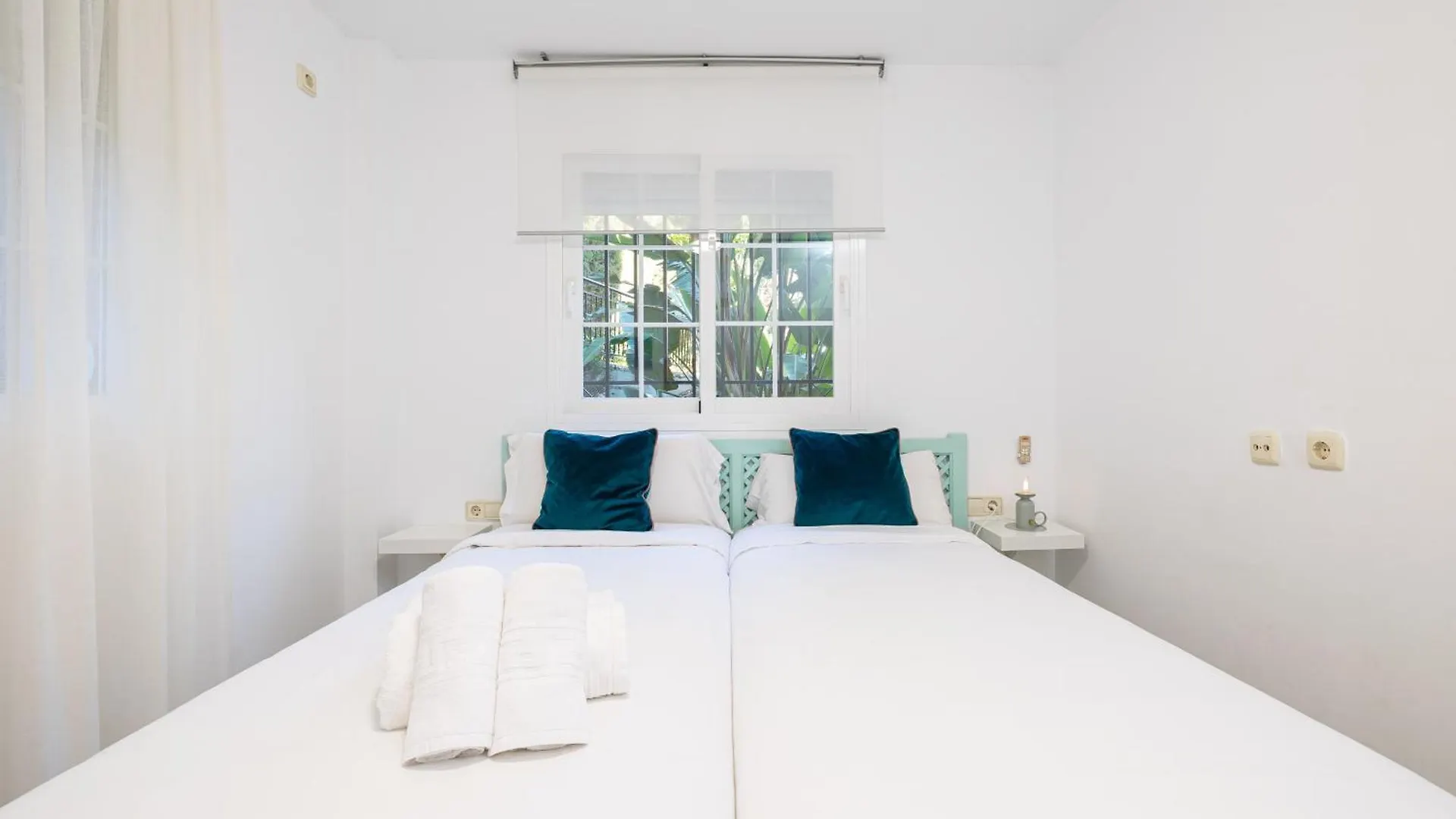 Luxury Marbella Apartment By Aora Stay