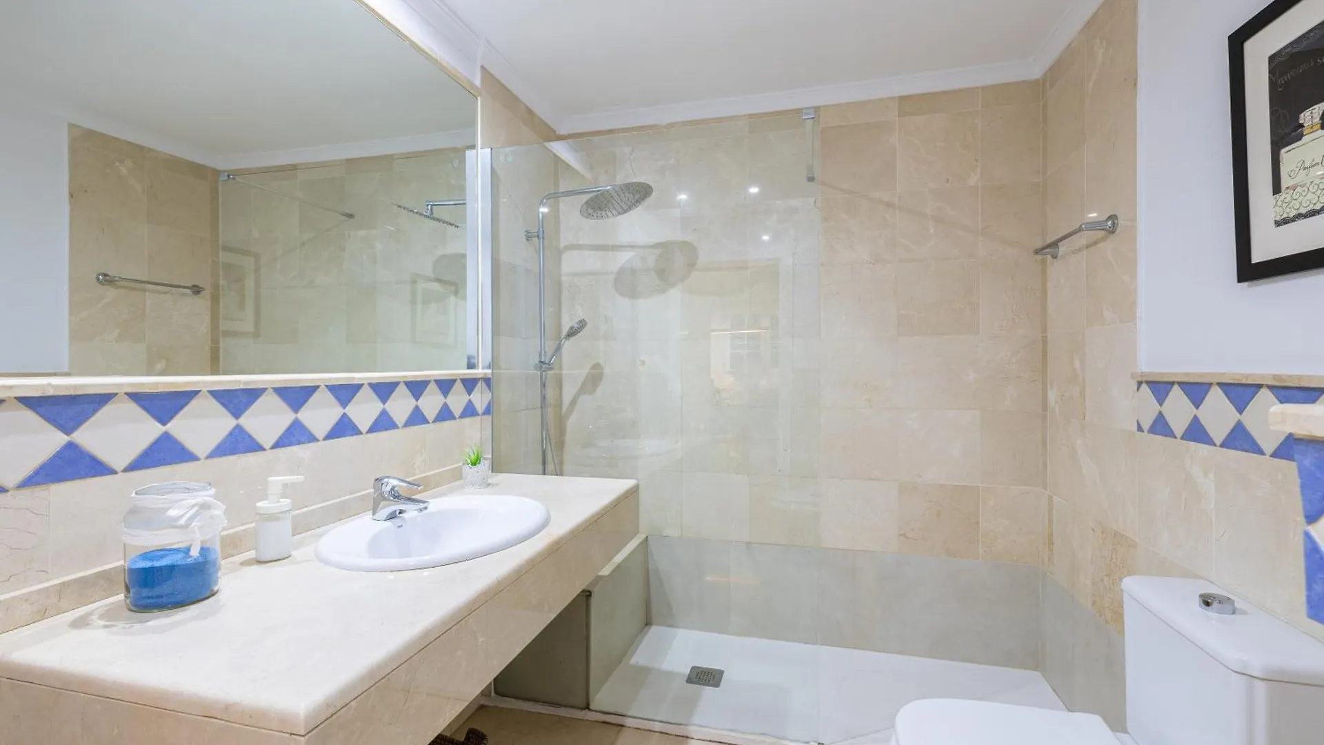Luxury Marbella Apartment By Aora Stay